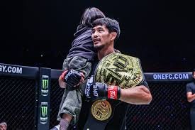 凯恩：即使赛季进百球，没欧冠或世界杯也很可能拿不到金球奖